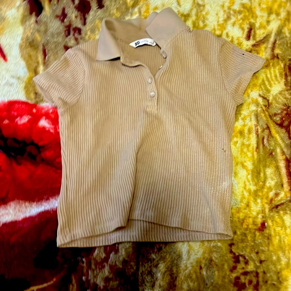So size small crop polo